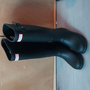 Black Hunter boots, women's size 6